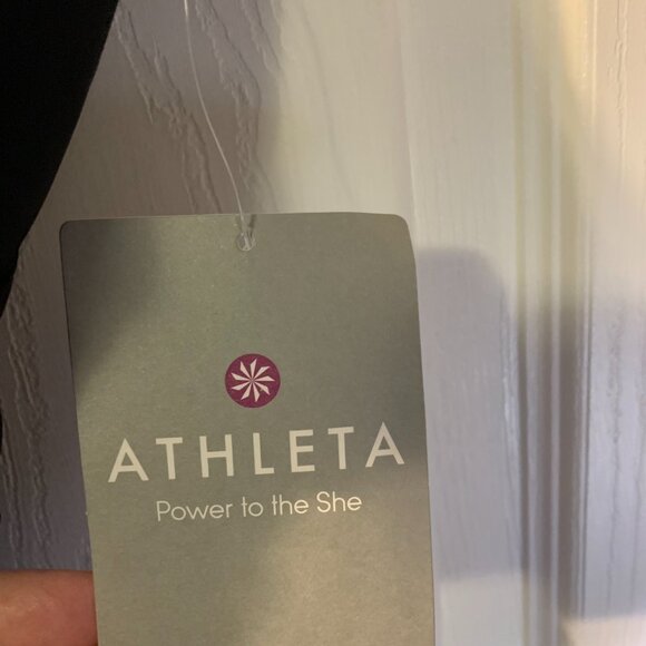 Athleta Women's Twister Tankini Top Size 34 B C NEW Black Strappy Underwire - Picture 7 of 10